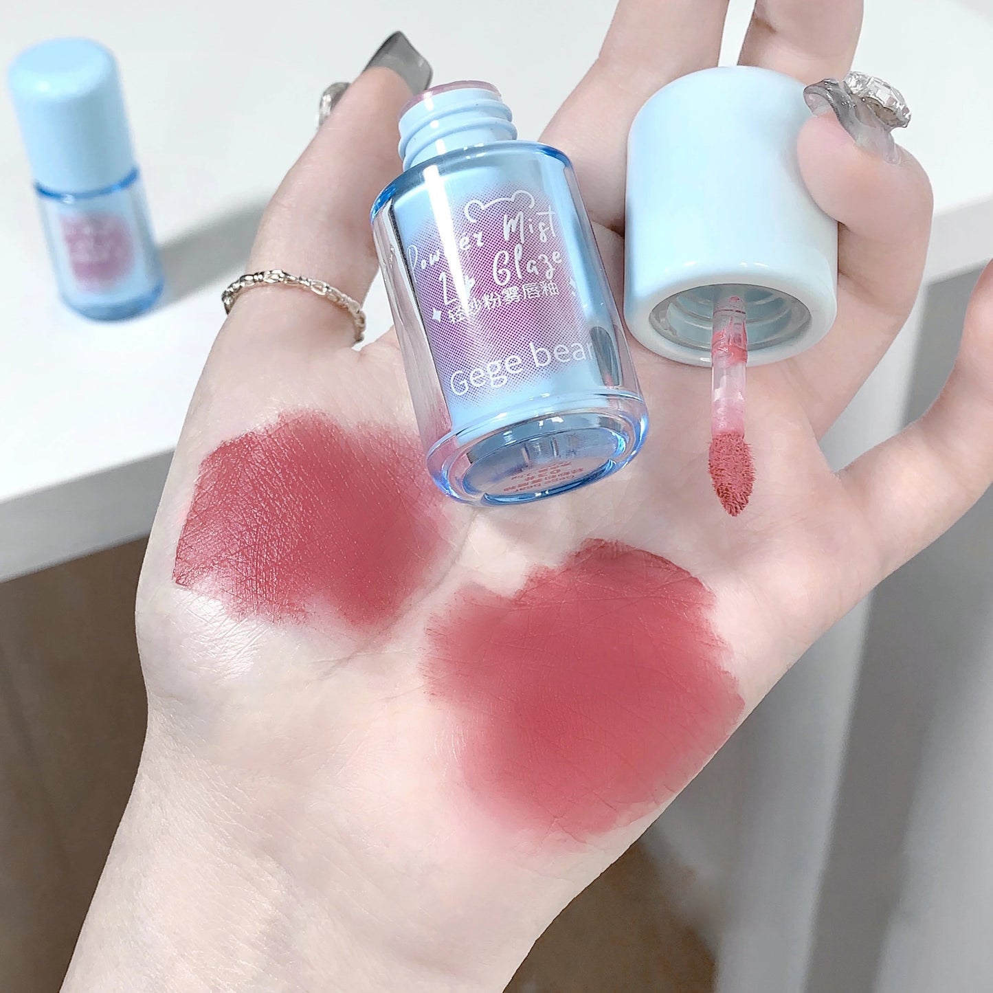 OEM Custom Design Velvet Lip Gloss Long Lasting Matte Texture Soft Mist Gel Vegan Mineral Ingredients Daily Makeup Lip Care Good Vibrations