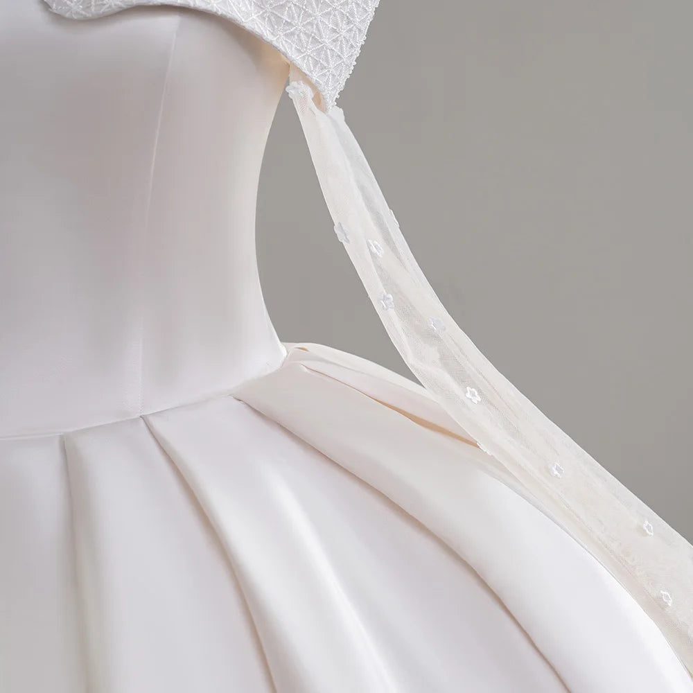 Luxury Satin Wedding Dress Court Train Elegant Boat Neck Princess Wedding Gown Plus Size Custom Made Sfy42