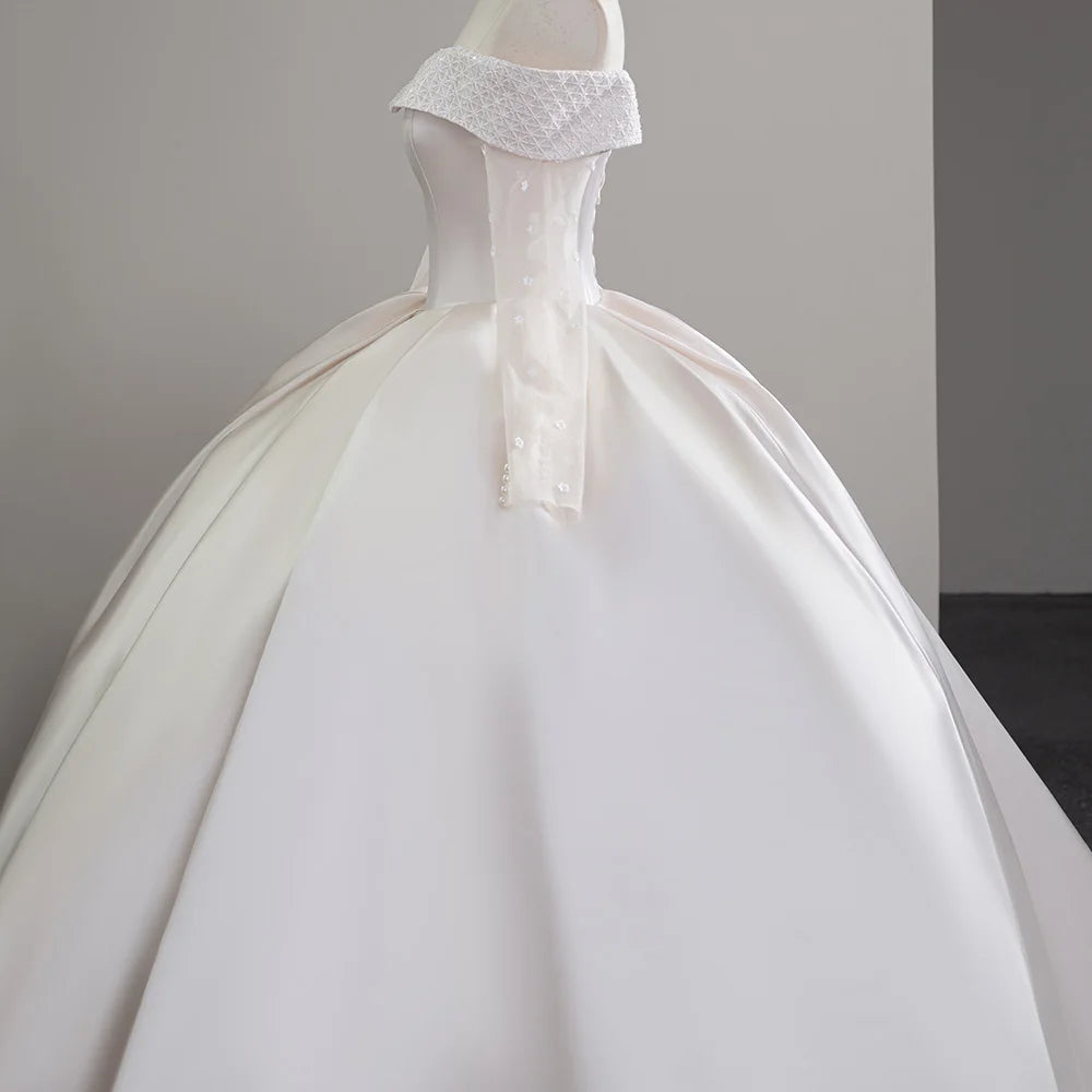 Luxury Satin Wedding Dress Court Train Elegant Boat Neck Princess Wedding Gown Plus Size Custom Made Sfy42