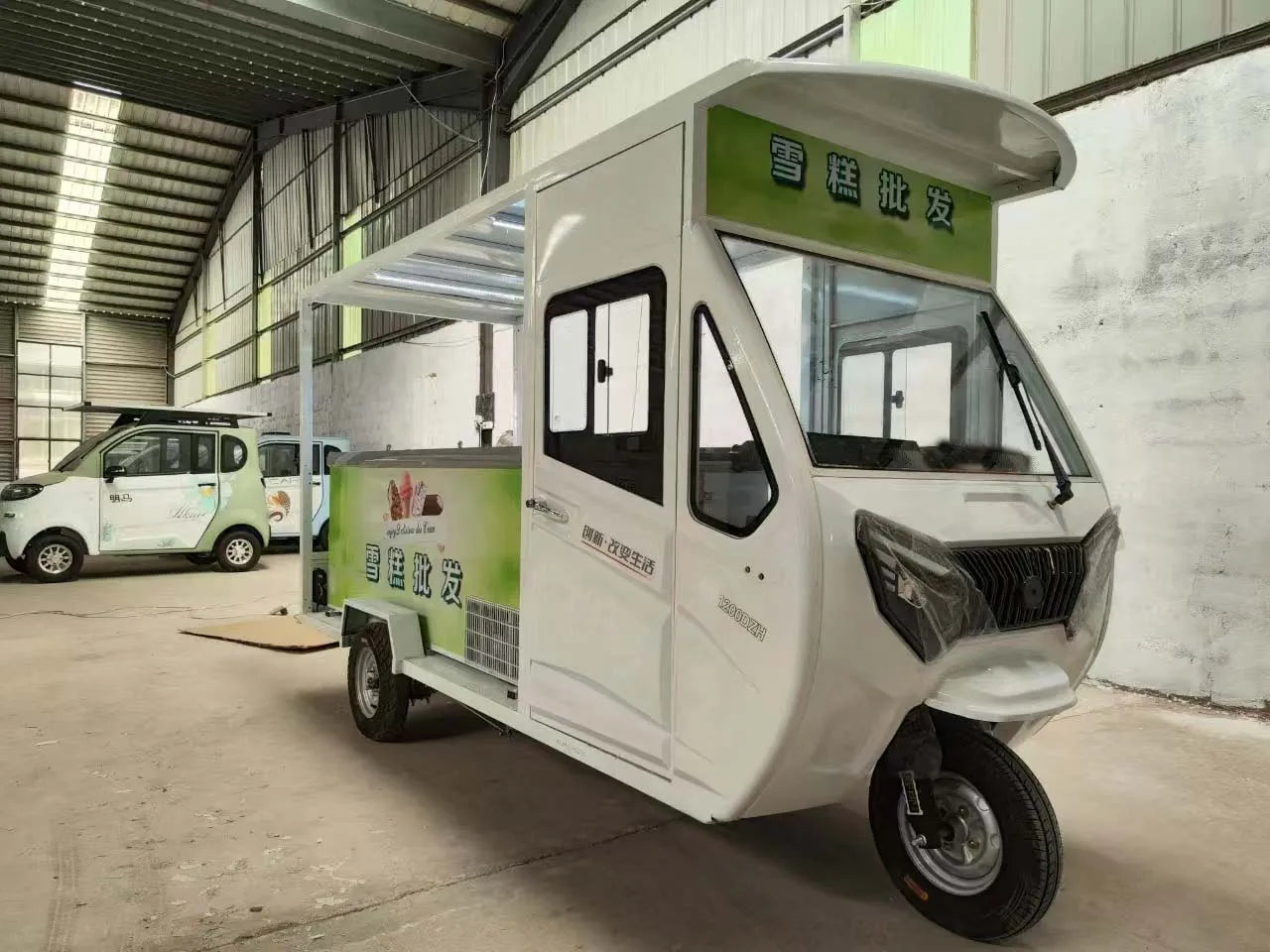 Wholesale 48V Classic Electric Cargo Tricycle Ice Cream Tricycle Food Tricycle with Private Label Good Vibrations