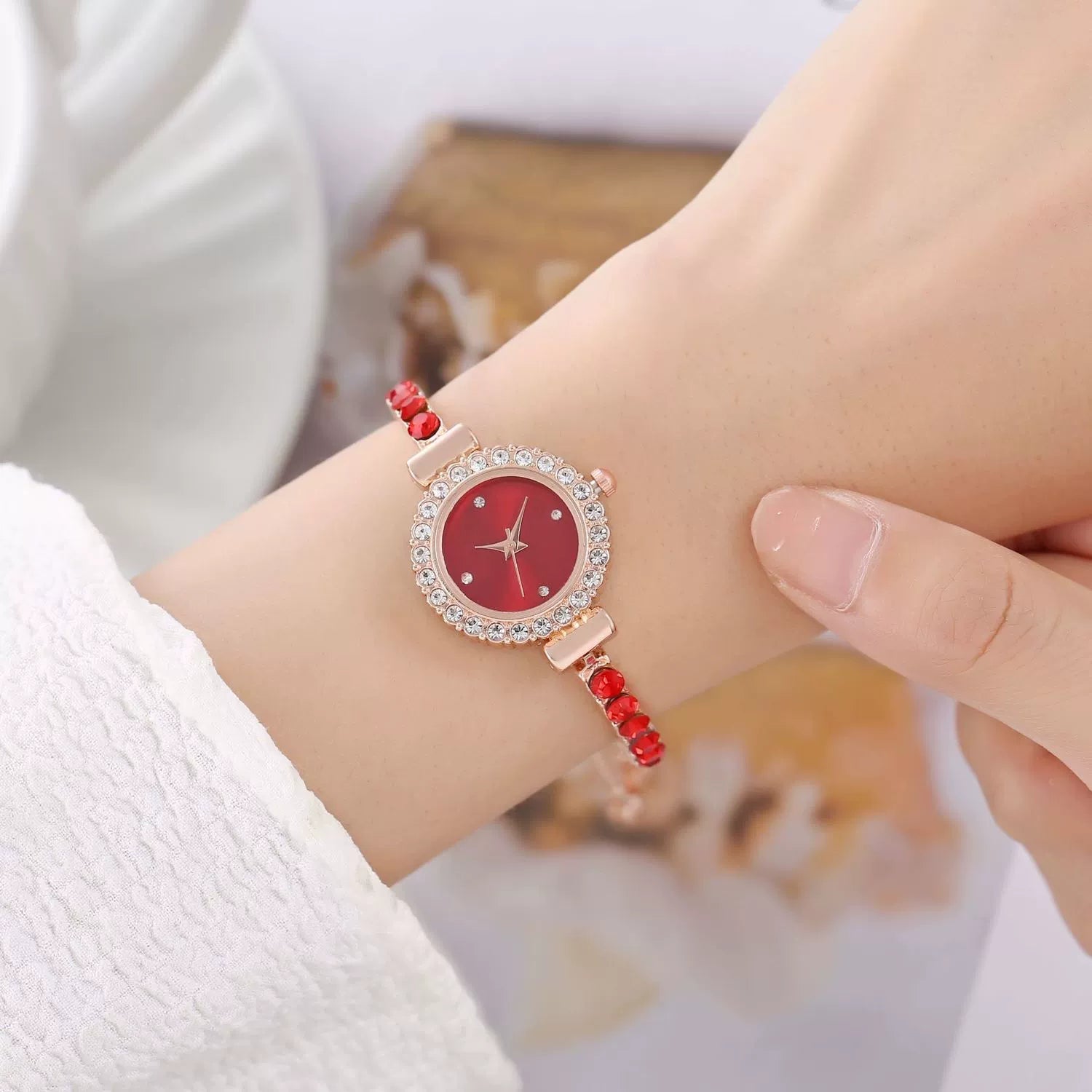 New Arrival Fashion Color Rhinestone Thin Band Diamond round Women's Watch Free Adjustment Bracelet Watch Women's Quartz Watch Good Vibrations