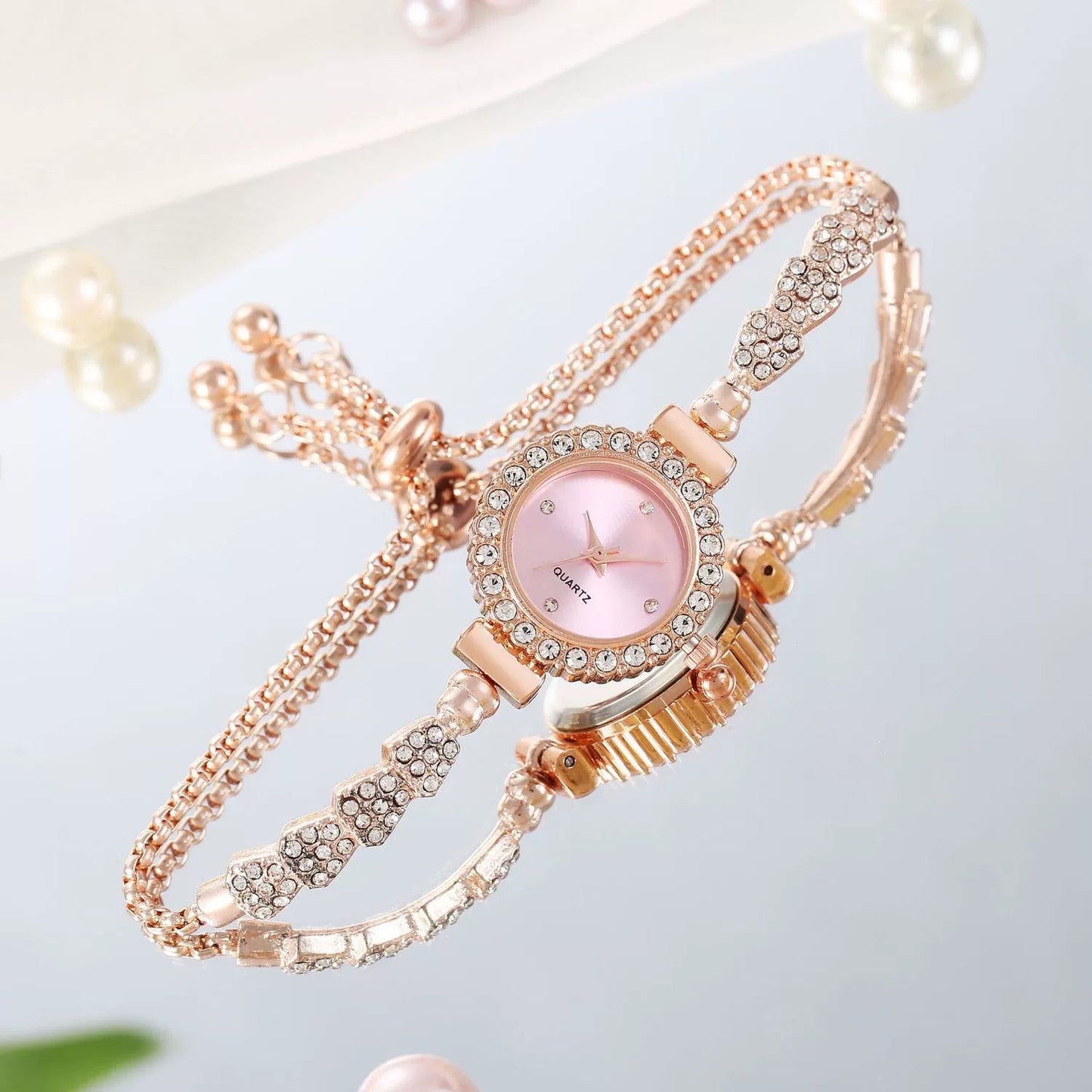 2024 New Arrival Fashion Diamond round Women's Watch Free Adjustment Bracelet Watch Women's Quartz Watch Good Vibrations