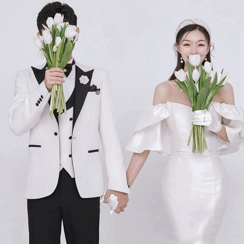 Photo Studio Men's Theme Wedding Photo White Suit Suit Good Vibrations