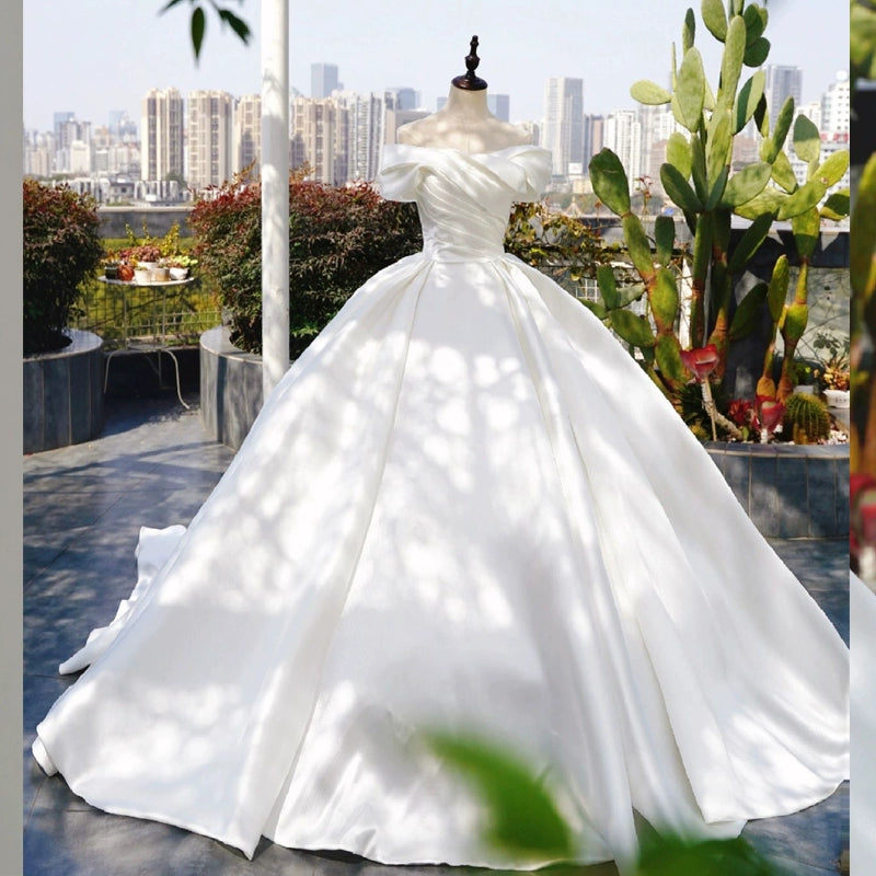 off-Shoulder Main Wedding Dress Small Satin 2023 New Arrival Bride Going out Main Yarn Vintage Satin Satin Palace Style Main Yarn