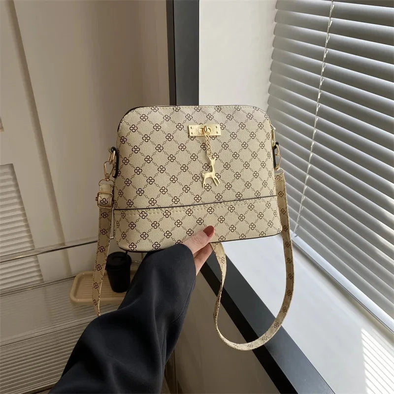 PU Leather Women Shoulder Bag Female Deer Pendant Handbags Girl Small Crossbody Bag Fashion Shell Shape Messenger Bag Bolsos Good Vibrations