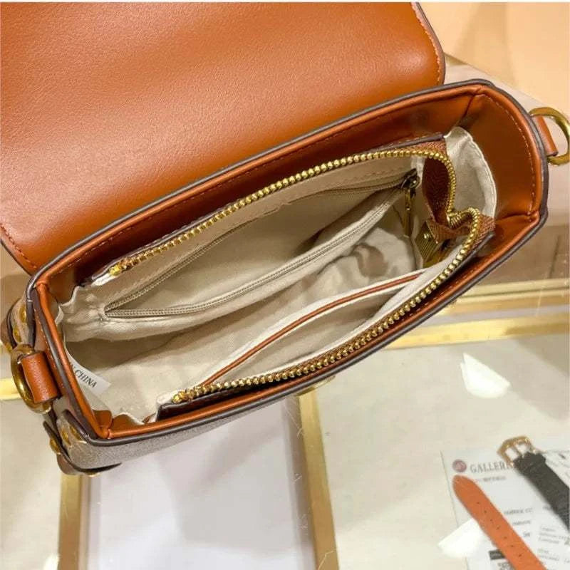 New minimalist and fashionable small handbag, contrasting color women's bag, high-end carriage crossbody bag, portable box bag Good Vibrations
