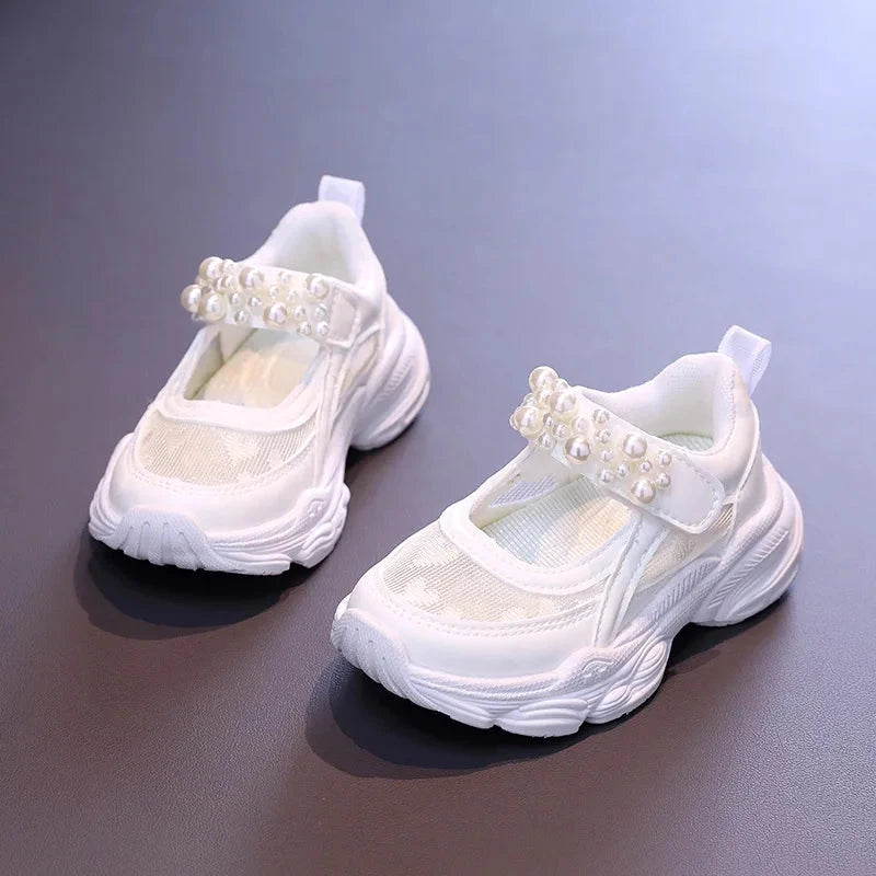 Girls' Mesh Hollowed Tennis Shoes 2024 Summer New Children's Solid Color Pearl Sports Shoes Kids Cute Heart Princess Sneakers Good Vibrations