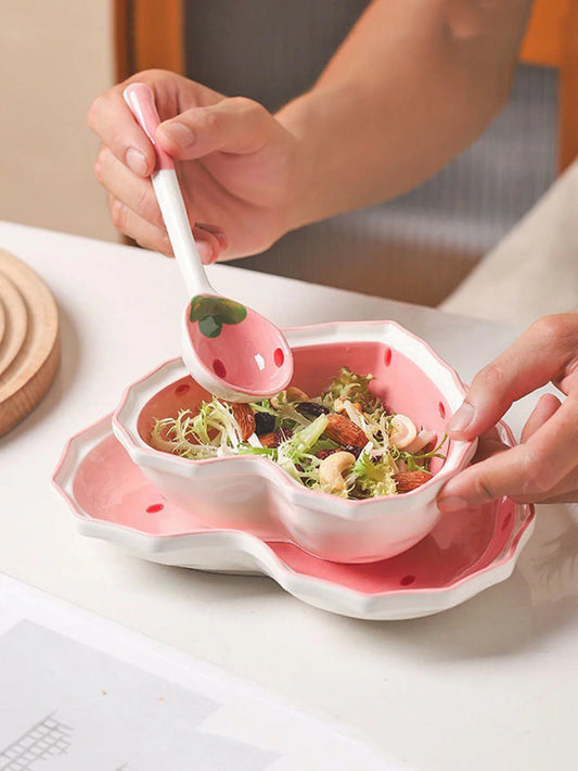 3pcs Strawberry Bowl Spoon Plate set beautiful girl heart bowl salad bowl dessert household Ceramic tableware Good Vibrations