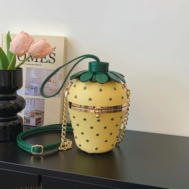 Designer Bolsos women Shoulder Strawberry shaped rivet Little Hand Bags Sac Handbags For Girls Ladies Purses And Crossbody Good Vibrations