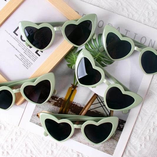 12/6pcs Wedding Bridesmaid Gifts Bridesmaid Hair Ties Scrunchies Heart Shaped Sunglasses Bachelorette Hen Party Bridal Favors Good Vibrations