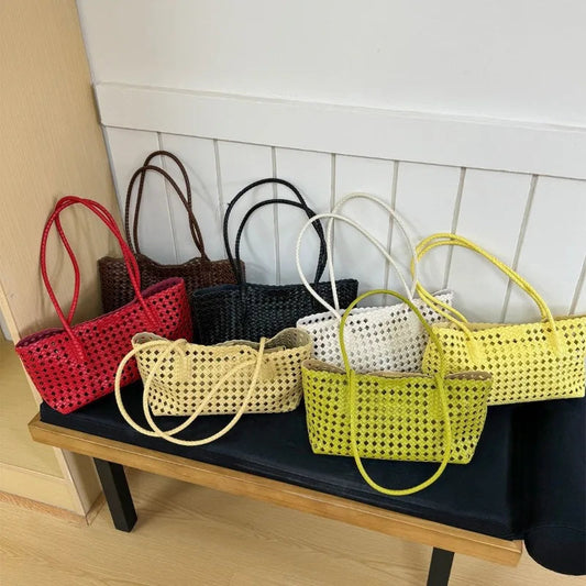 2026 New Fashion Hollow Out Woven Tote Bag for Women Large Capacity Commute Single Shoulder Handbag for Summer