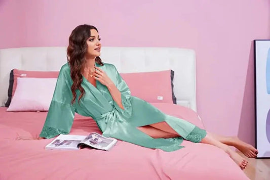 New Silk Satin Lace Robes White Bridesmaid Bride Robes Bridesmaid Robes Wedding Long Robe Bathrobe Good Vibrations