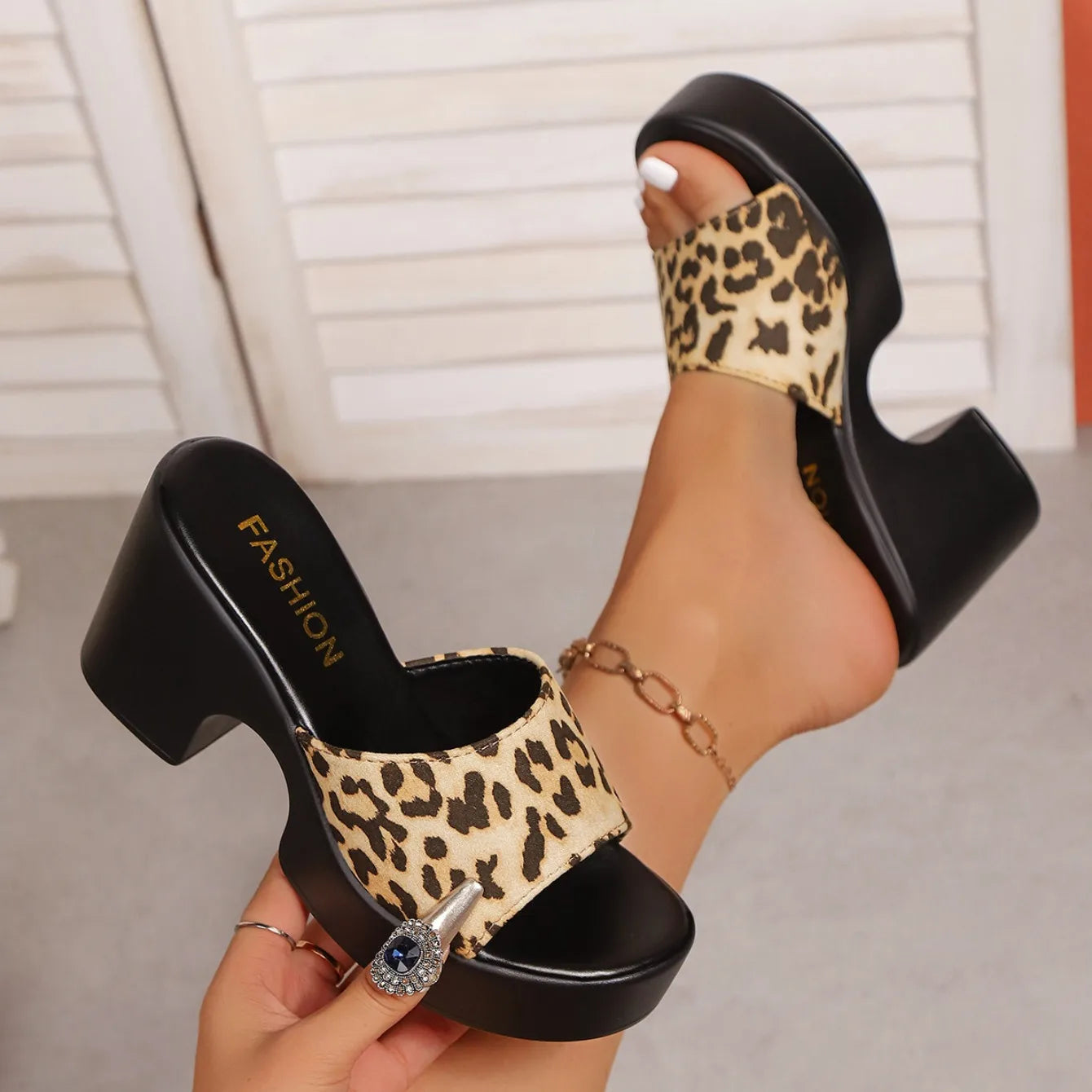 Summer Women Sandals Open-Toe Thick Platform Sandals Flip Flops Outdoor Chunky Heel Fashion Minimalist High Heels Shoes Women Good Vibrations