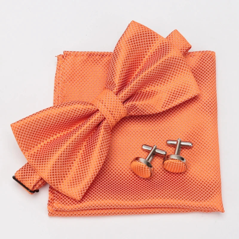 Men Bowtie Set 3pcs Plaids Classic Fashion Wedding Party Formal Cufflinks Bow Tie Handkerchief Cuff Links Lots Three Piece Set Good Vibrations