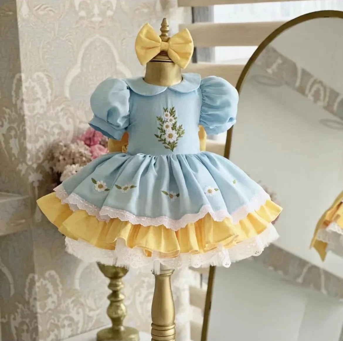 Baby Girl Summer Blue Yellow Daisy Embroidery Turkish Vintage Princess Dress for Birthday Holiday Easter Photography Eid B222 Good Vibrations