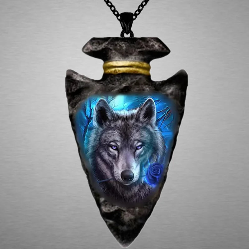 Creative Black Triangle Chain Pendant Animal Wolf Head Necklace Hip Hop Necklaces for Men Animal Jewelry Stainless Steel Gift Good Vibrations