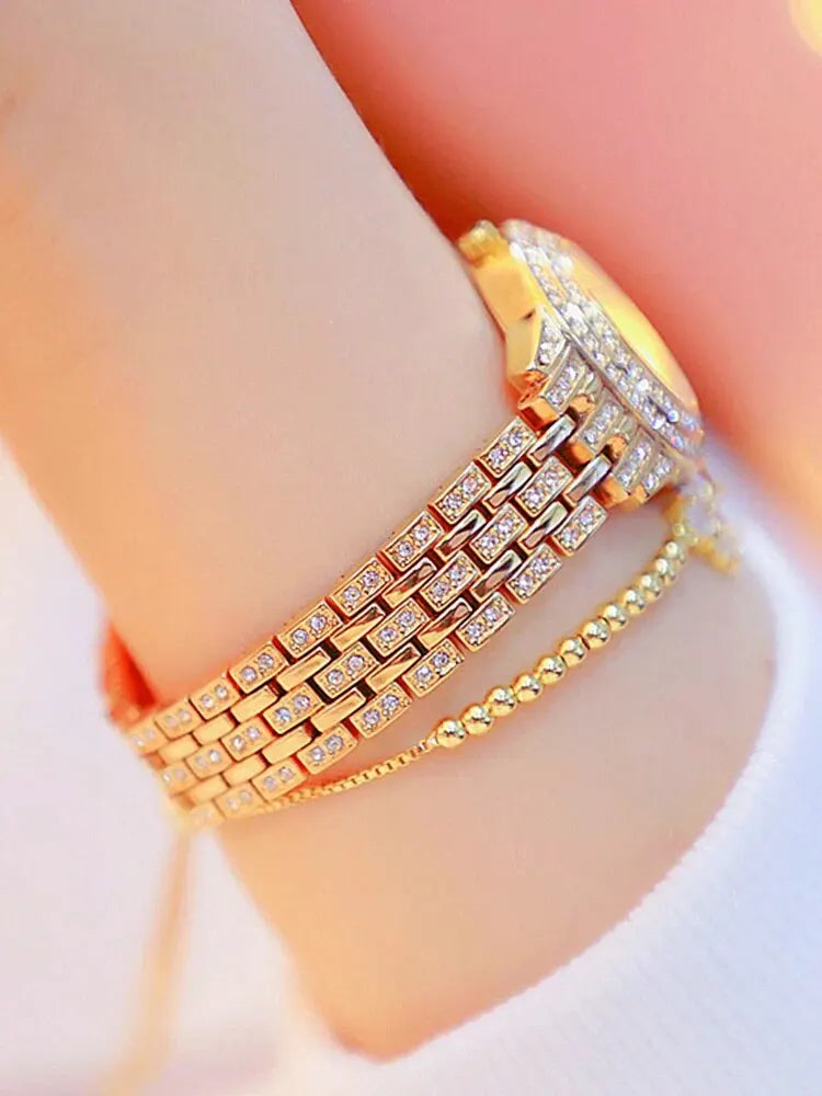 2pcs Fashionable Diamond Studded Real Nail Scale Alloy Set Quartz Bracelet Watch FOR WOMEN'S Watches Good Vibrations