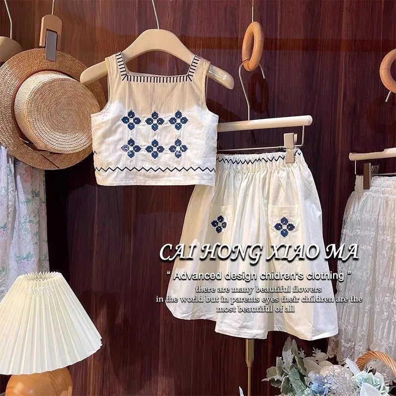 Girls' Suit, Foreign Style, New Children's Clothing, Summer Clothing, Baby Fashionable Lace Sleeveless Two-piece Set Good Vibrations