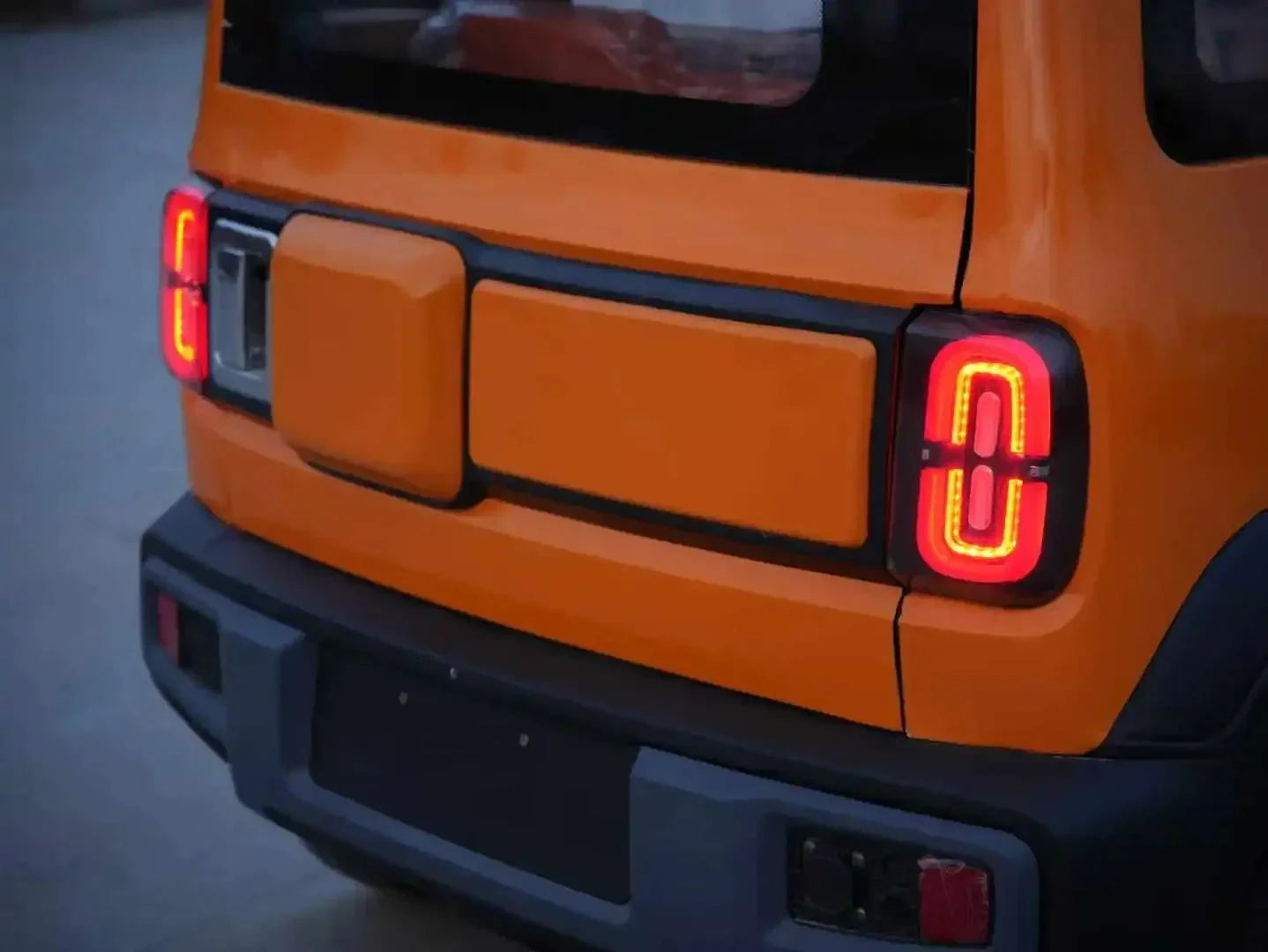 Four-Wheel Electric Vehicle EV Mini Car With RWD Drive Low-Speed Lithium Battery Electric Vehicle Good Vibrations