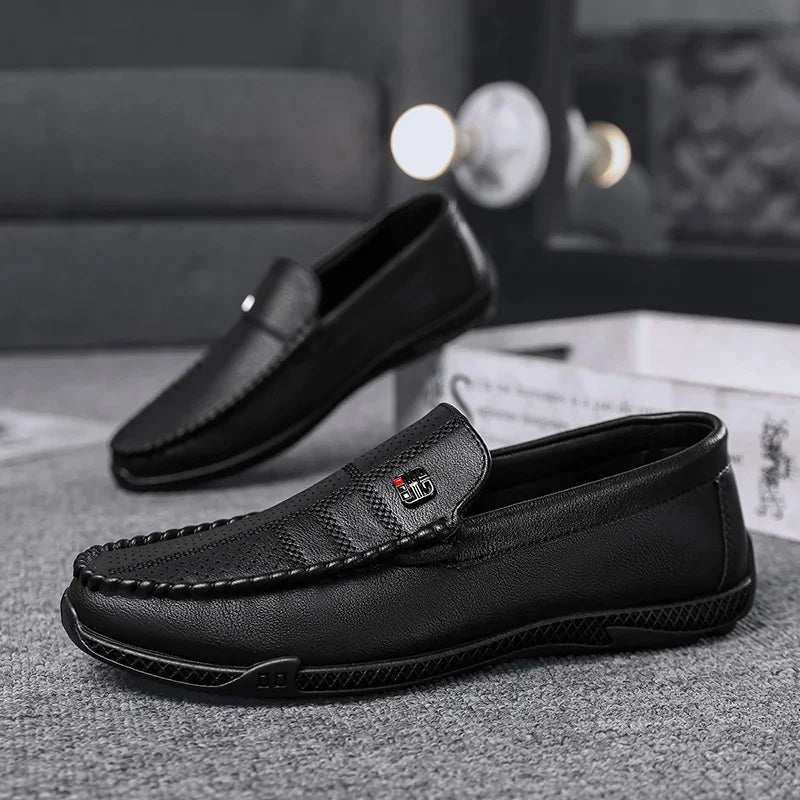 Fashion Leather Men Casual Shoes Slip on Italian Formal Loafers Luxury Brand Comfortable Men Soft Male Driving Shoes Moccasins Good Vibrations