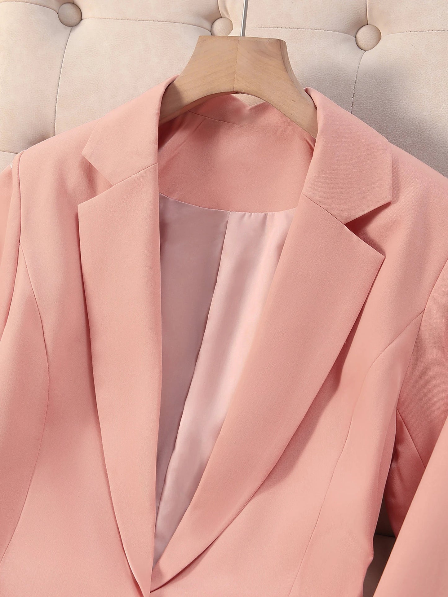 Women's Casual Elegant Jacket Blazer, Design Stitching Sleeves Buttoned and Double Pockets Fine Jackets ,Suitable All Seasons