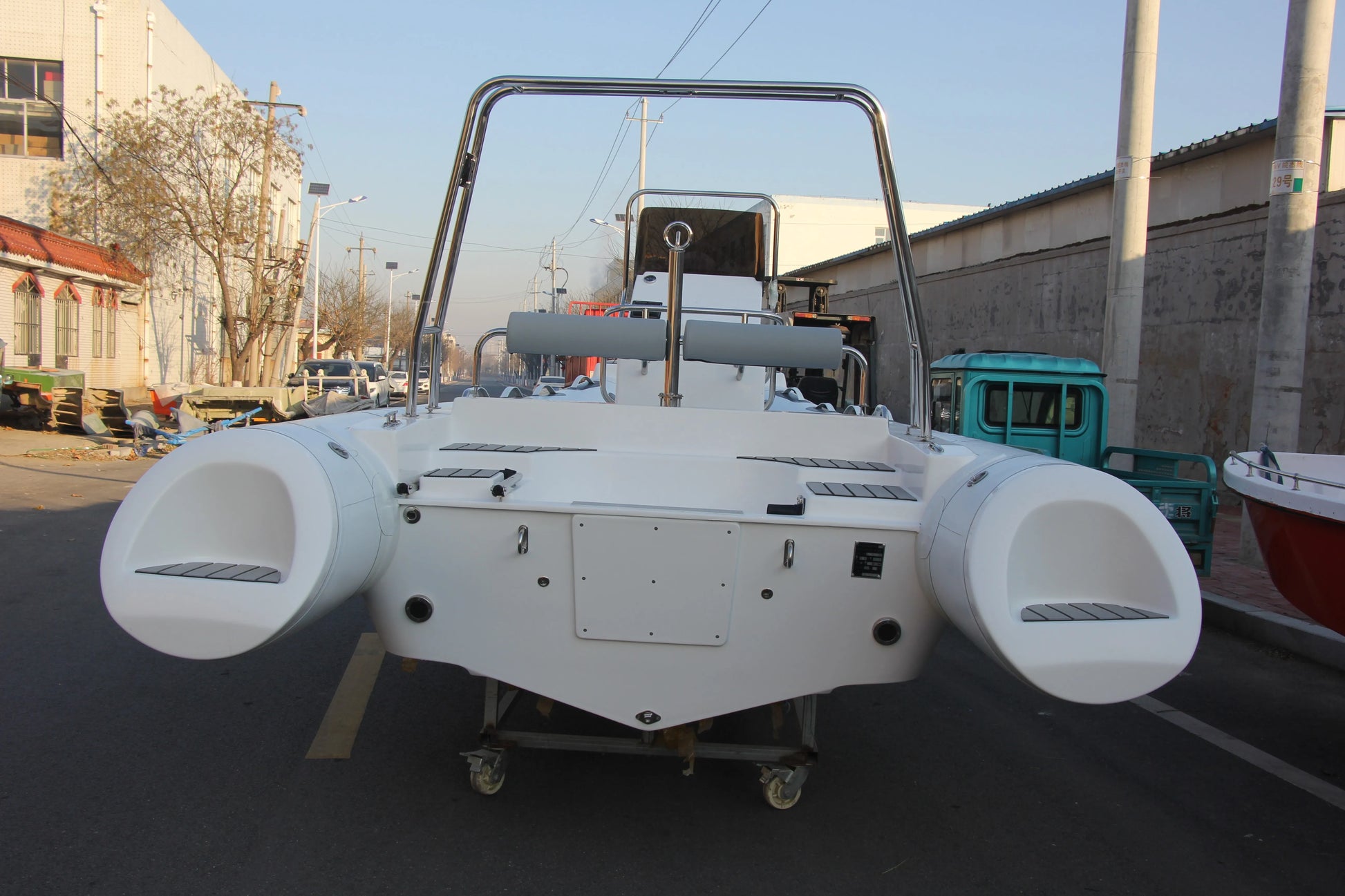 19ft Luxury Fiberglass Inflatable Rib Boat 5.8m Yacht For Ocean Waters For Waterplay Good Vibrations