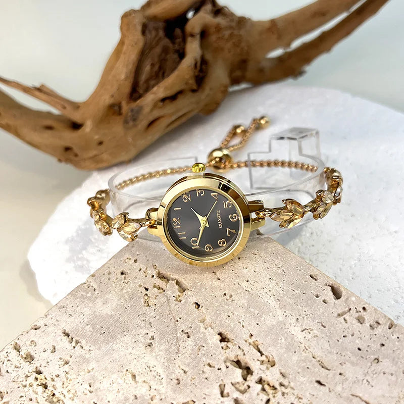 Round alloy case Arabic numeral classic dial leaf-shaped diamond-encrusted fashionable bracelet elegant ladies quartz watch Good Vibrations Adult Super Store
