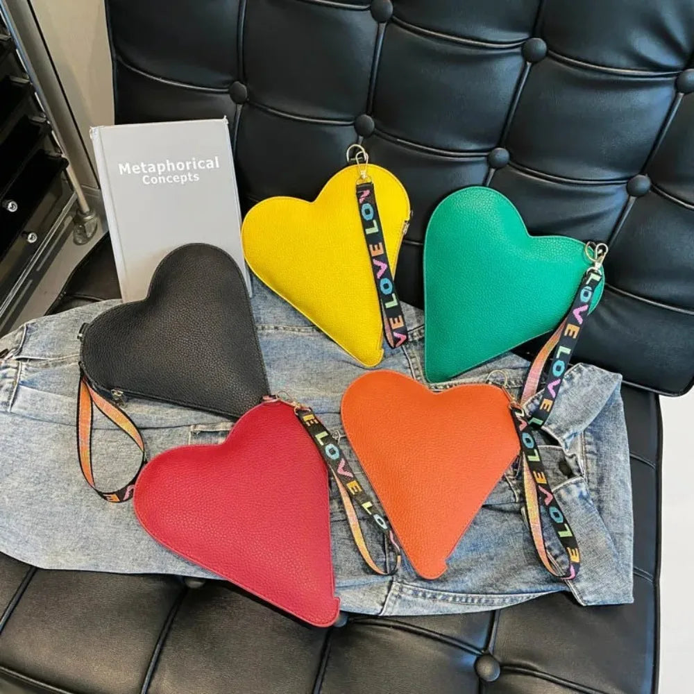 PU Coin Purse Trendy Female Bag Women Wallets New Heart-shaped Bag Zipper Purse Wrist Clutch Storage Portable Bag Fashion Good Vibrations