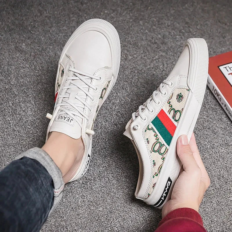 Sandals Man Casual Flat 2025 Fashion Slippers for Men Comfortable Cheap Korean Style Elegant Trend Shoes Original Style Rubber Good Vibrations