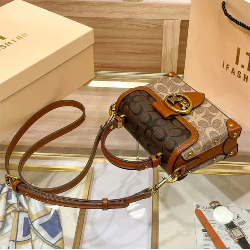 New minimalist and fashionable small handbag, contrasting color women's bag, high-end carriage crossbody bag, portable box bag Good Vibrations