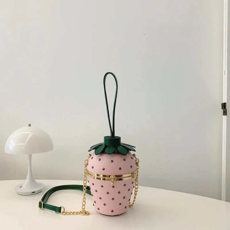 Designer Bolsos women Shoulder Strawberry shaped rivet Little Hand Bags Sac Handbags For Girls Ladies Purses And Crossbody Good Vibrations