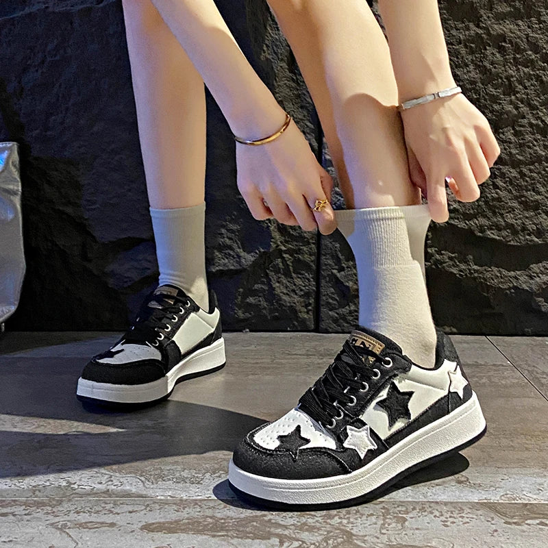 Women's Fashion Sneakers Spring New Denim Spliced Front Lace-Up Platform Non-Slip Wear-Resistant Flat Single Shoes Good Vibrations