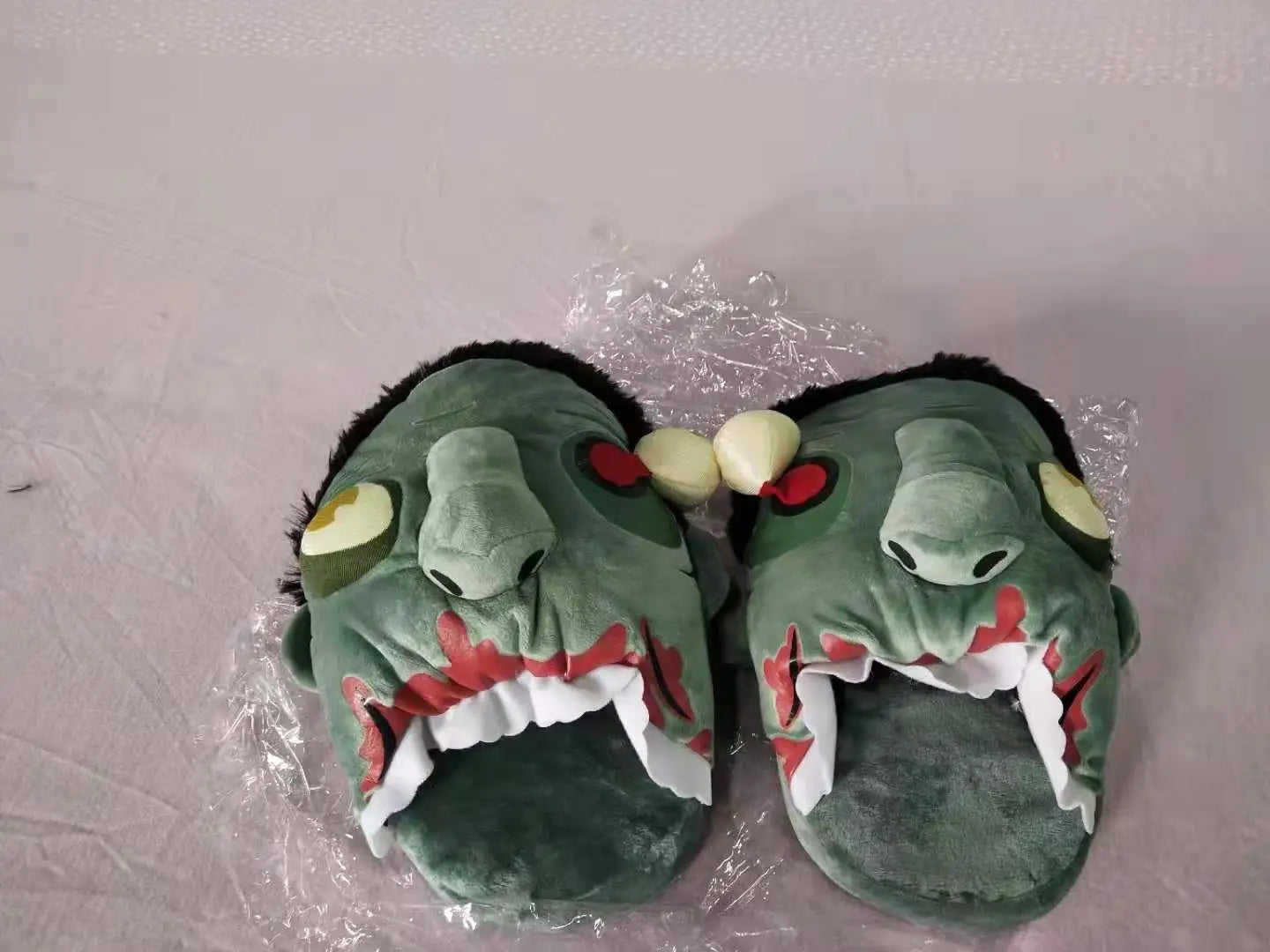 Halloween Zombie Big Mouth Funny Thickened Cloth Bottom Non-Slip Bottom Slippers Women Men Warm Cartoon Cotton Slippers Shoes Good Vibrations