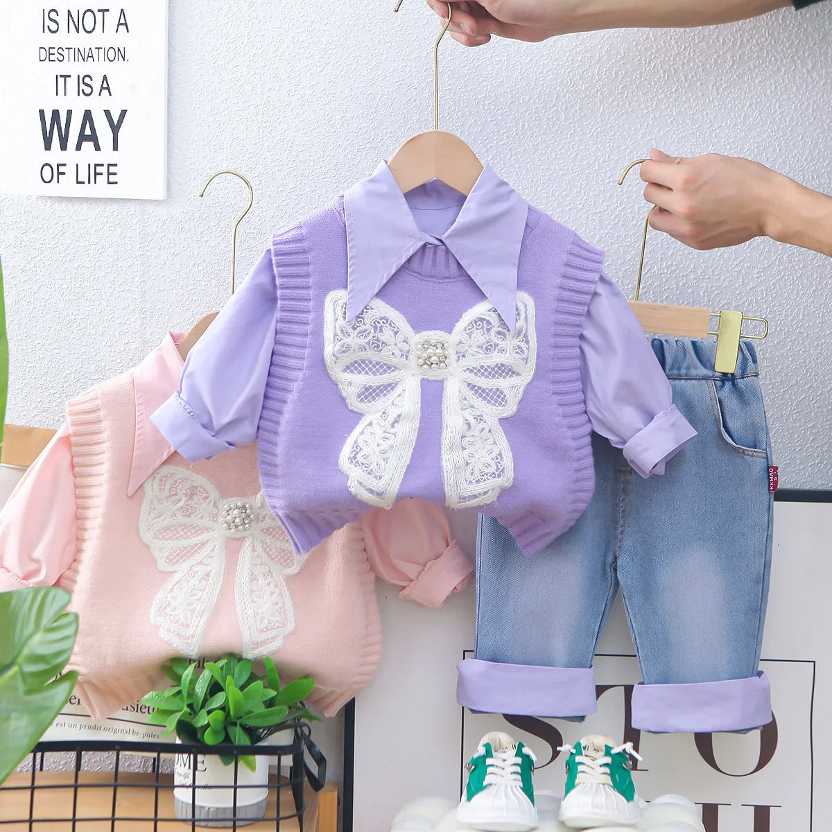 2025 Spring New Girls Clothing Set 1-5Y Girls Suit Solid Shirt Matched Bow Knit Vest And Blue Jeans 3 PCs Girls Suit Good Vibrations