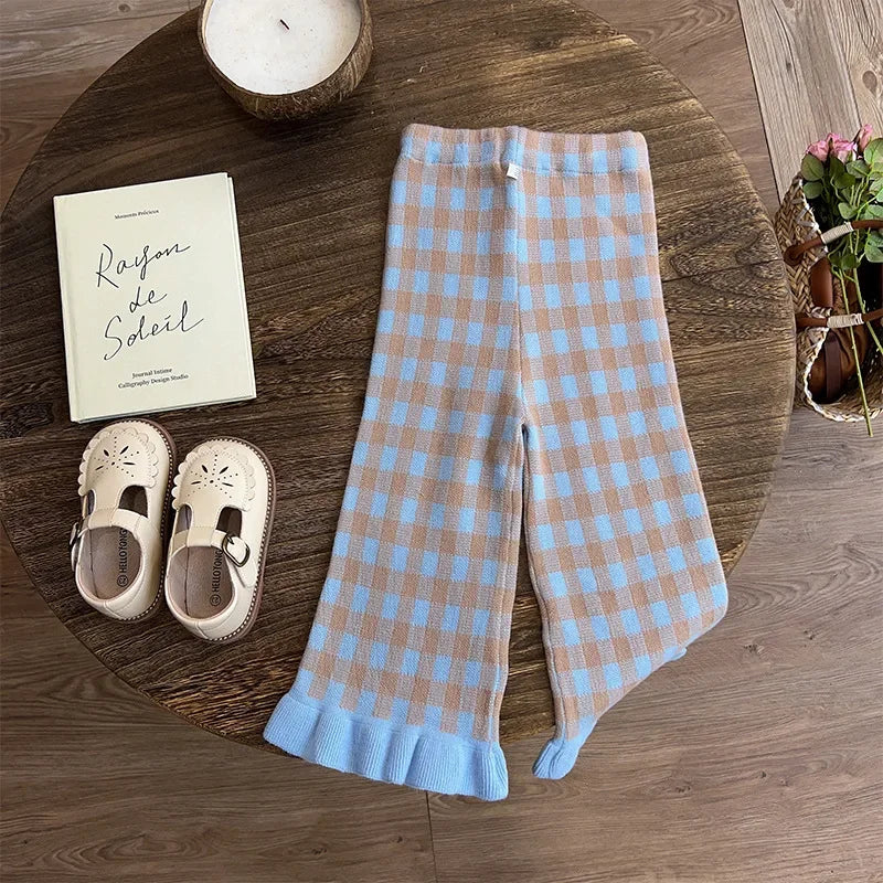 Girls Autumn Clothing 2024 New Set Fashionable Knitted Sweater Skirt Childrens Clothing Spring and Autumn Good Vibrations