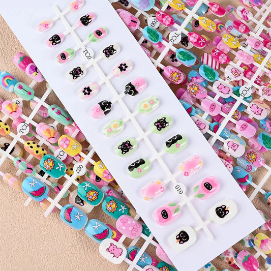 24Pcs/Strip Pink Detachable Child False Nails Tip Kawaii Cartoon Strawberry Acrylic Artificial Full Cover Press On Nail for Girl Good Vibrations