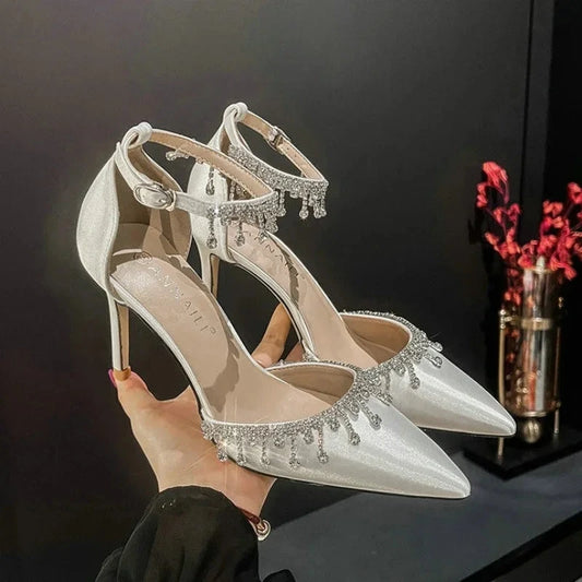Comemore 2025 White Wedding Bridesmaid Shoes Satin Fashion Rhinestone Fringe Chain High Heels Black Temperament Elegance Pumps Good Vibrations