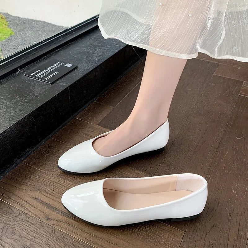 Women's Formal Uniform Shoes Spring Autumn Black Versatile Flat Shoes Women Causal Loafers Non-slip Ladies Ballet Leather Shoes Good Vibrations