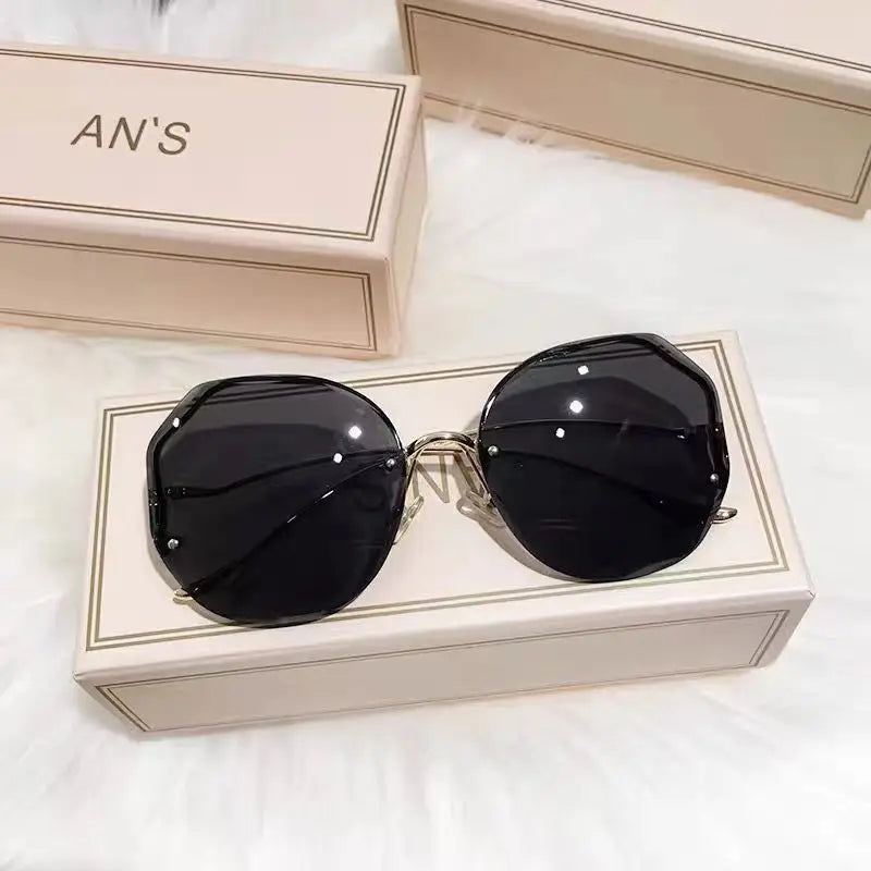 Rimless Sunglasses Polygon Fashion Popular Women Men Shades Big Frame Round Sun Glasses for Female Oculos Gradient Sunglasses Good Vibrations