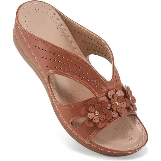 New Women's Slippers Casual Flower Hollow Wedge Beach Shoes Outdoor Fashion Platform Comfortable Non-slip Sandals Plus size 43 Good Vibrations
