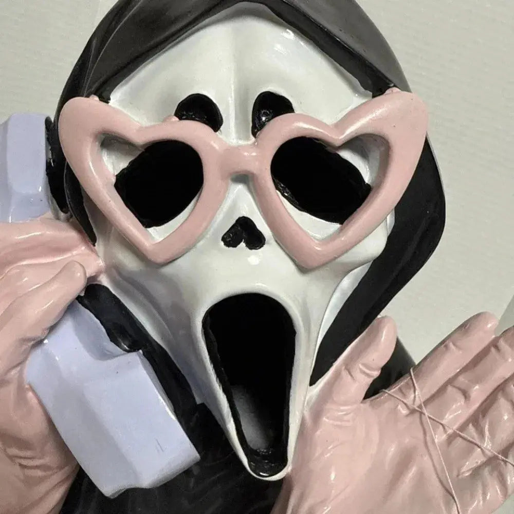Pink Halloween Ghost Figurine Resin Spooky Screaming Face Ghost Statue Hand-Painted Luminous Glowing Ghost Ornament Good Vibrations