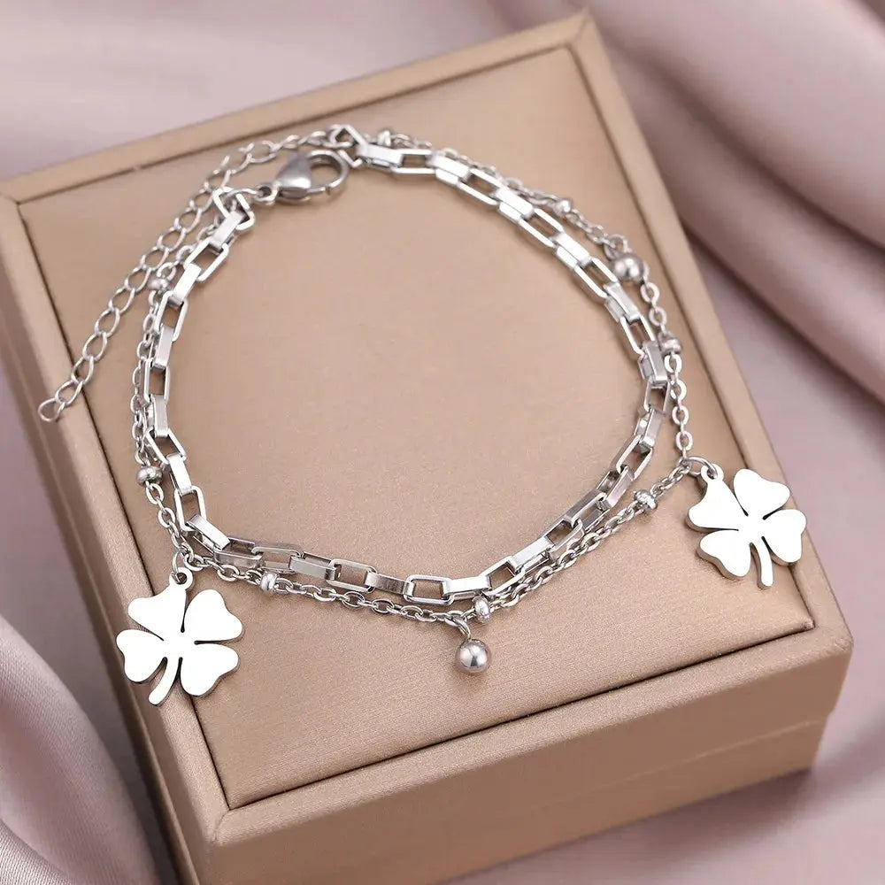 A versatile women's design bracelet, a simple and casual high-end accessory Good Vibrations
