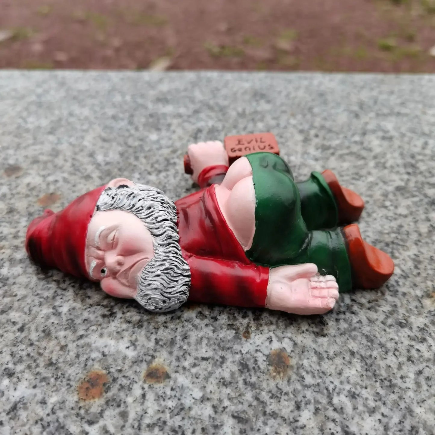 15cmDrunken Garden Gnomes Funny Resin Statues for Home Decor Whimsical Indoor Outdoor Ornaments EcoResin Weatherproof Good Vibrations