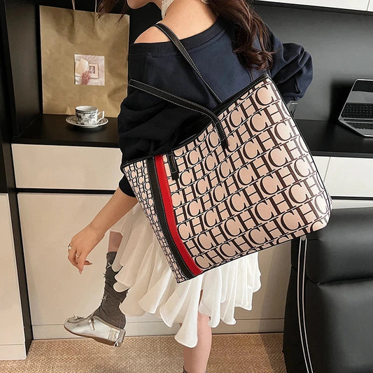 Classic Designer Purse Bag For Women Featuring Solid Color And Trendy Logo In Paris Fashion Good Vibrations