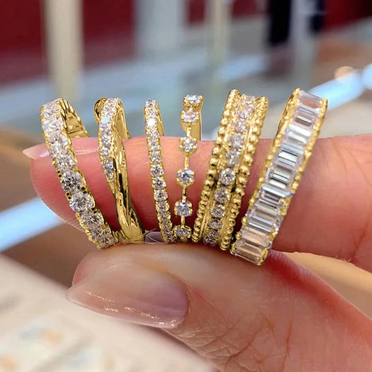 New Fashion Contracted Design Women's Ring with Brilliant White Cubic Zirconia Wedding Party Daily Wearable Statement Jewelry Good Vibrations