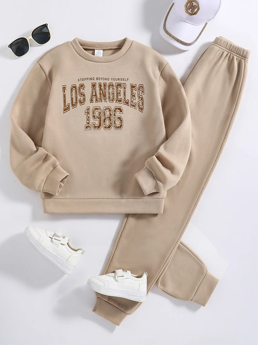 Children's Clothing (Spring and Autumn) Fashion Trend Girls' Set - Khaki Round Neck Long Sleeve+Sports and Leisure Pants 2-piece Good Vibrations