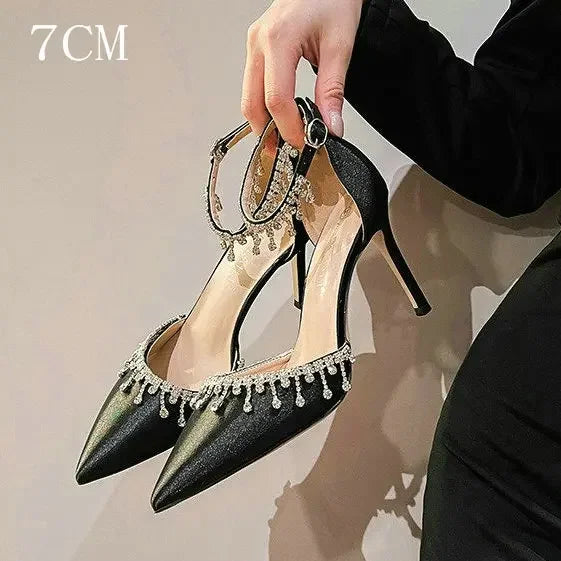 Comemore 2025 White Wedding Bridesmaid Shoes Satin Fashion Rhinestone Fringe Chain High Heels Black Temperament Elegance Pumps Good Vibrations