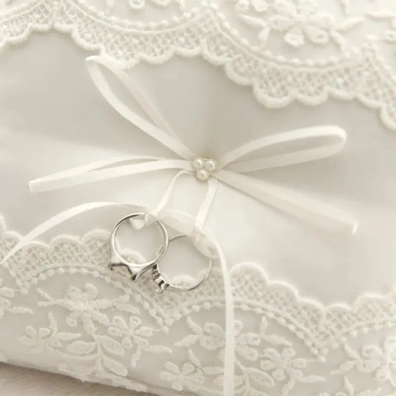 20x20cm White Lace Wedding Ring Pillow Bridal Bearer Pillow Cushions Wedding Marriage Ceremony Decoration Supplies Good Vibrations