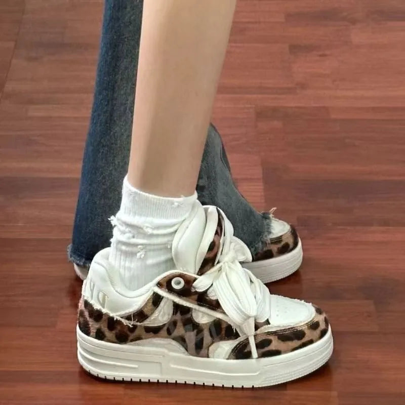 Fashion Sneakers Couple Sports Casual Shoes 2024 Women's Shoes Tennis Retro Cross Graffiti Leopard Print Punk Leather Skate Good Vibrations