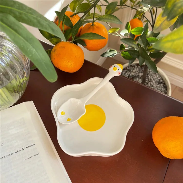 Novelty Ceramic Plate Lovely Fried Egg Shape Afternoon Tea Dessert Saucer Breakfast Salad Fruit Tray Creative Tableware Dishes Good Vibrations